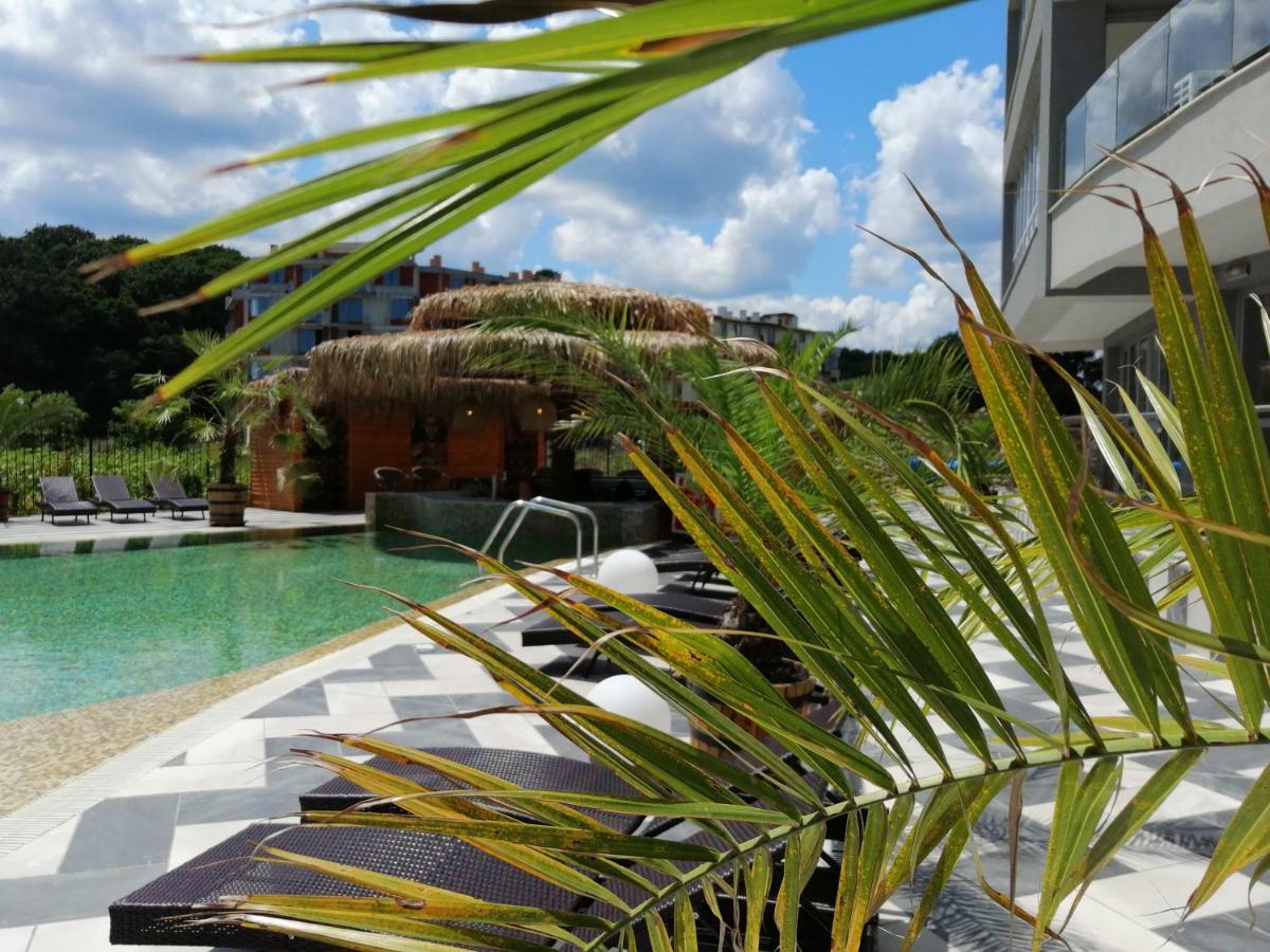 Allure Beach Resort Aparthotel Primorsko Exterior foto